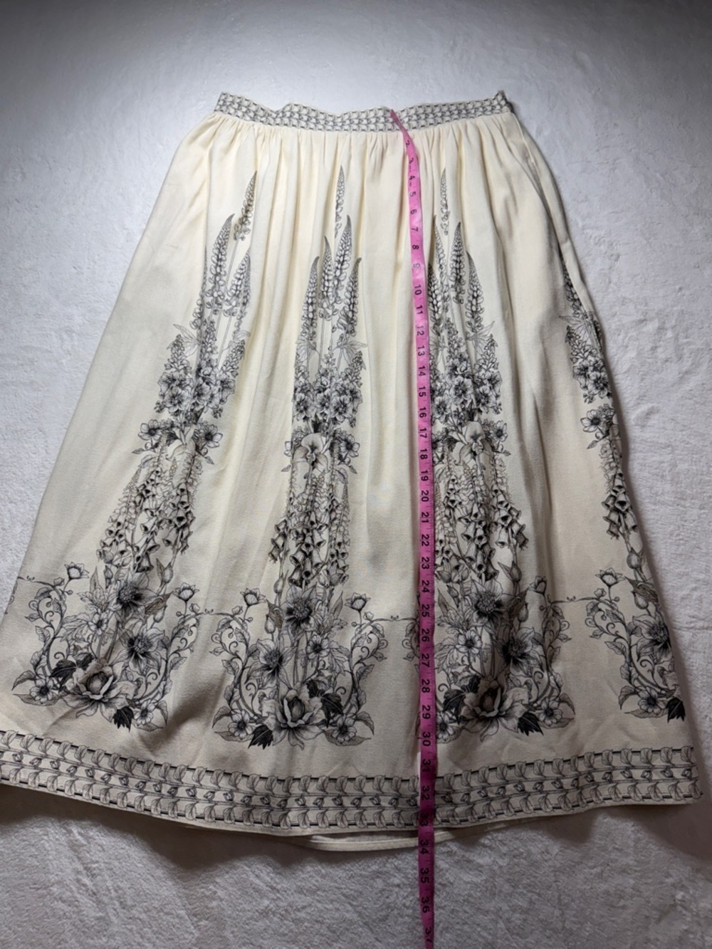 Max Studio Cream and Black A-Line Skirt - Picture 7 of 7